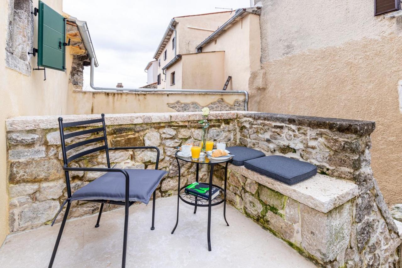 Casa Amelia In Pićan Εξωτερικό φωτογραφία